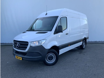 כלי רכב מסחרי עם לוח MERCEDES-BENZ Sprinter 319