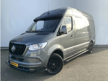 כלי רכב מסחרי עם לוח MERCEDES-BENZ Sprinter 319