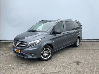כלי רכב מסחרי עם לוח MERCEDES-BENZ Vito 116
