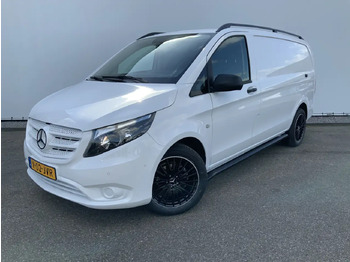 כלי רכב מסחרי עם לוח MERCEDES-BENZ Vito 116