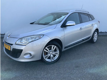 מכונית RENAULT