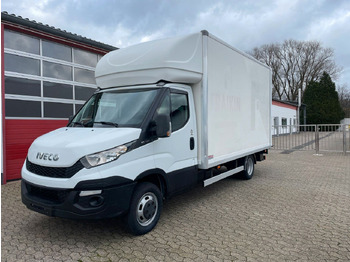 כלי רכב מסחרי עם תיבה IVECO Daily