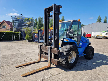 מלגזת שטח קשה MANITOU