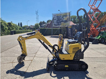 מיני מחפר YANMAR