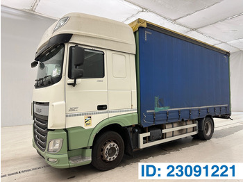 משאית וילונות צד DAF XF 460
