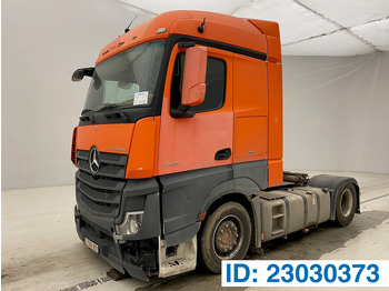 יחידת טרקטור MERCEDES-BENZ Actros 1945