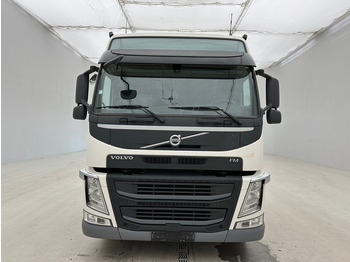 יחידת טרקטור Volvo FM 450: תמונה 2