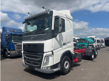 משאית עם שלדת תא VOLVO FH 500