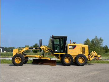 מפלסת CATERPILLAR 140H