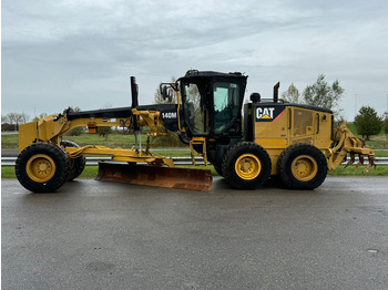מפלסת CATERPILLAR 140M