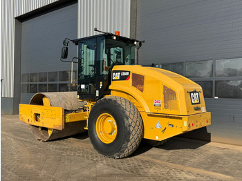 רולר Caterpillar CS66B: תמונה 3