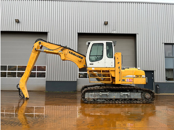 מטפל בפסולת/ תעשייתי LIEBHERR R 317