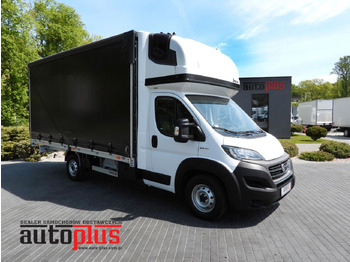 כלי רכב מסחרי עם וילונות צד FIAT Ducato