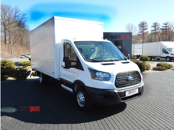 כלי רכב מסחרי עם תיבה FORD Transit