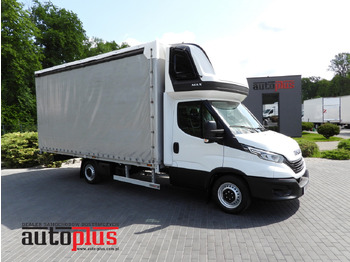 כלי רכב מסחרי עם וילונות צד IVECO Daily 35s18