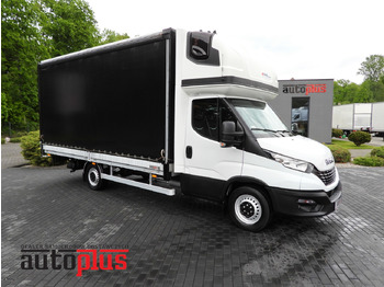 כלי רכב מסחרי עם וילונות צד IVECO Daily 35s18