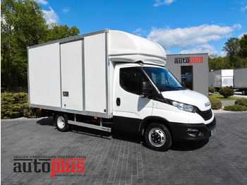 כלי רכב מסחרי עם תיבה IVECO Daily 35c16