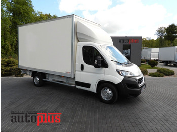 כלי רכב מסחרי עם תיבה PEUGEOT Boxer