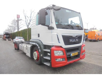 משאית הובלה אוטומטית MAN TGS 23.400 LL.U 6X2: תמונה 4 משאית הובלה אוטומטית MAN TGS 23.400 LL.U 6X2: תמונה 4