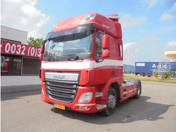 יחידת טרקטור DAF CF 400