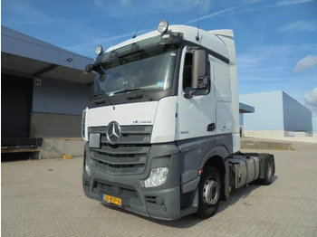 יחידת טרקטור MERCEDES-BENZ Actros 1842