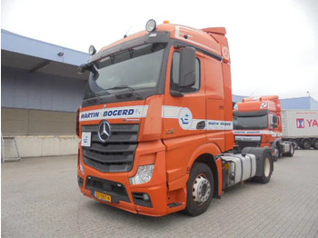 יחידת טרקטור MERCEDES-BENZ Actros 1842