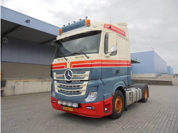 יחידת טרקטור MERCEDES-BENZ Actros 1845