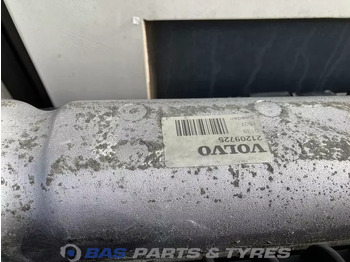 רדיאטור עבור משאית Volvo FM4 Koelerpakket Volvo D11K 370 K1 21649624: תמונה 2 רדיאטור עבור משאית Volvo FM4 Koelerpakket Volvo D11K 370 K1 21649624: תמונה 2