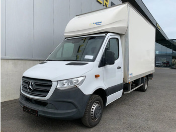 כלי רכב מסחרי עם תיבה MERCEDES-BENZ Sprinter 516