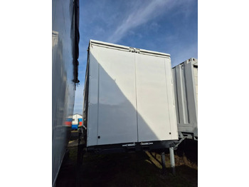 גוף החלפה עם וילונות צד Krone: תמונה 2 גוף החלפה עם וילונות צד Krone: תמונה 2