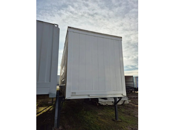 גוף החלפה עם וילונות צד Krone: תמונה 3 גוף החלפה עם וילונות צד Krone: תמונה 3