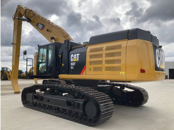 מטפל בפסולת/ תעשייתי CATERPILLAR 352F