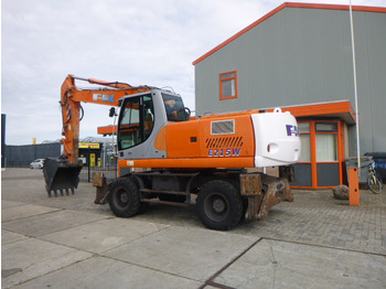מחפר גלגלים FIAT-KOBELCO E215W: תמונה 3