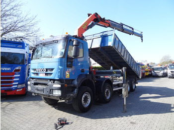 מזהיר IVECO Trakker