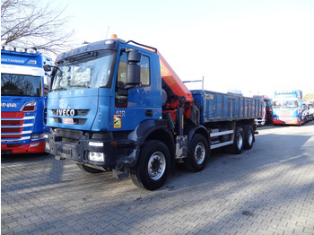 משאית מנוף IVECO Trakker