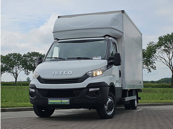 כלי רכב מסחרי עם תיבה IVECO Daily 35c14