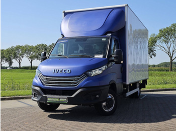 כלי רכב מסחרי עם תיבה IVECO Daily 50c18
