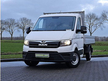 כלי רכב מסחרי במיטה שטוחה MAN TGE