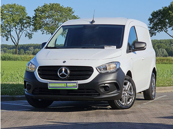 כלי רכב מסחרי עם תיבה MERCEDES-BENZ Citan 108 CDI