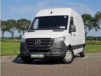 כלי רכב מסחרי עם לוח MERCEDES-BENZ Sprinter 314