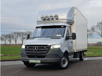 כלי רכב מסחרי עם תיבה MERCEDES-BENZ Sprinter 316