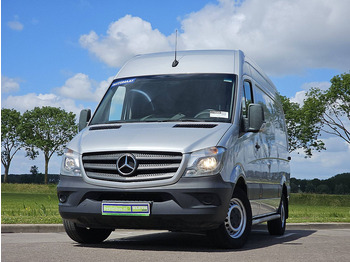 כלי רכב מסחרי עם לוח MERCEDES-BENZ Sprinter 316