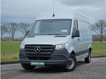 כלי רכב מסחרי עם לוח MERCEDES-BENZ Sprinter 316