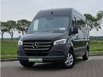 כלי רכב מסחרי עם לוח MERCEDES-BENZ Sprinter 316