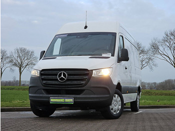 כלי רכב מסחרי עם לוח MERCEDES-BENZ Sprinter 316