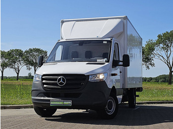 כלי רכב מסחרי עם תיבה MERCEDES-BENZ Sprinter 317
