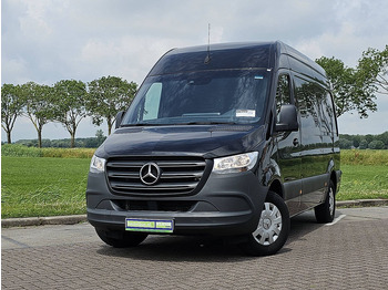 כלי רכב מסחרי עם לוח MERCEDES-BENZ Sprinter 317