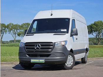 כלי רכב מסחרי עם לוח MERCEDES-BENZ Sprinter 317