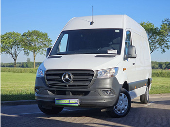 כלי רכב מסחרי עם לוח MERCEDES-BENZ Sprinter 317