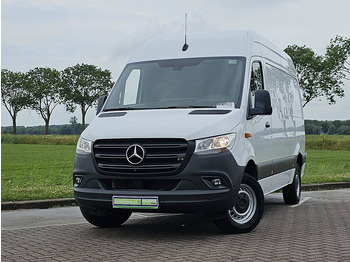 כלי רכב מסחרי עם לוח MERCEDES-BENZ Sprinter 317